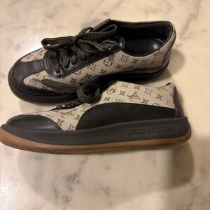 Louis Vuitton Monogram Black and Brown Sneakers